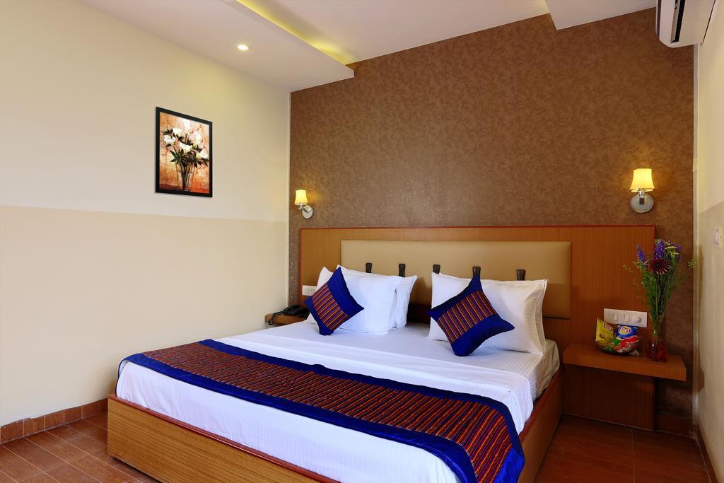 Hotel Aeroporto Nearest Landmark Aerocity Delhi New Delhi Room photo